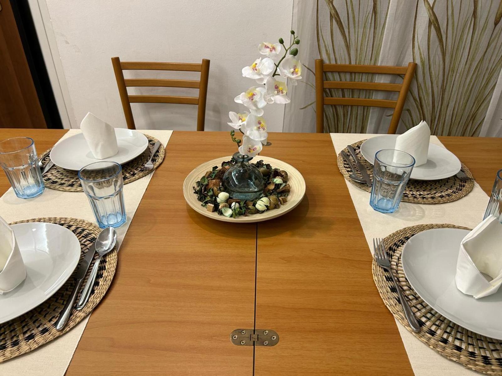 Your Home In Milan - Elegant & Comfortable Stay Bagian luar foto