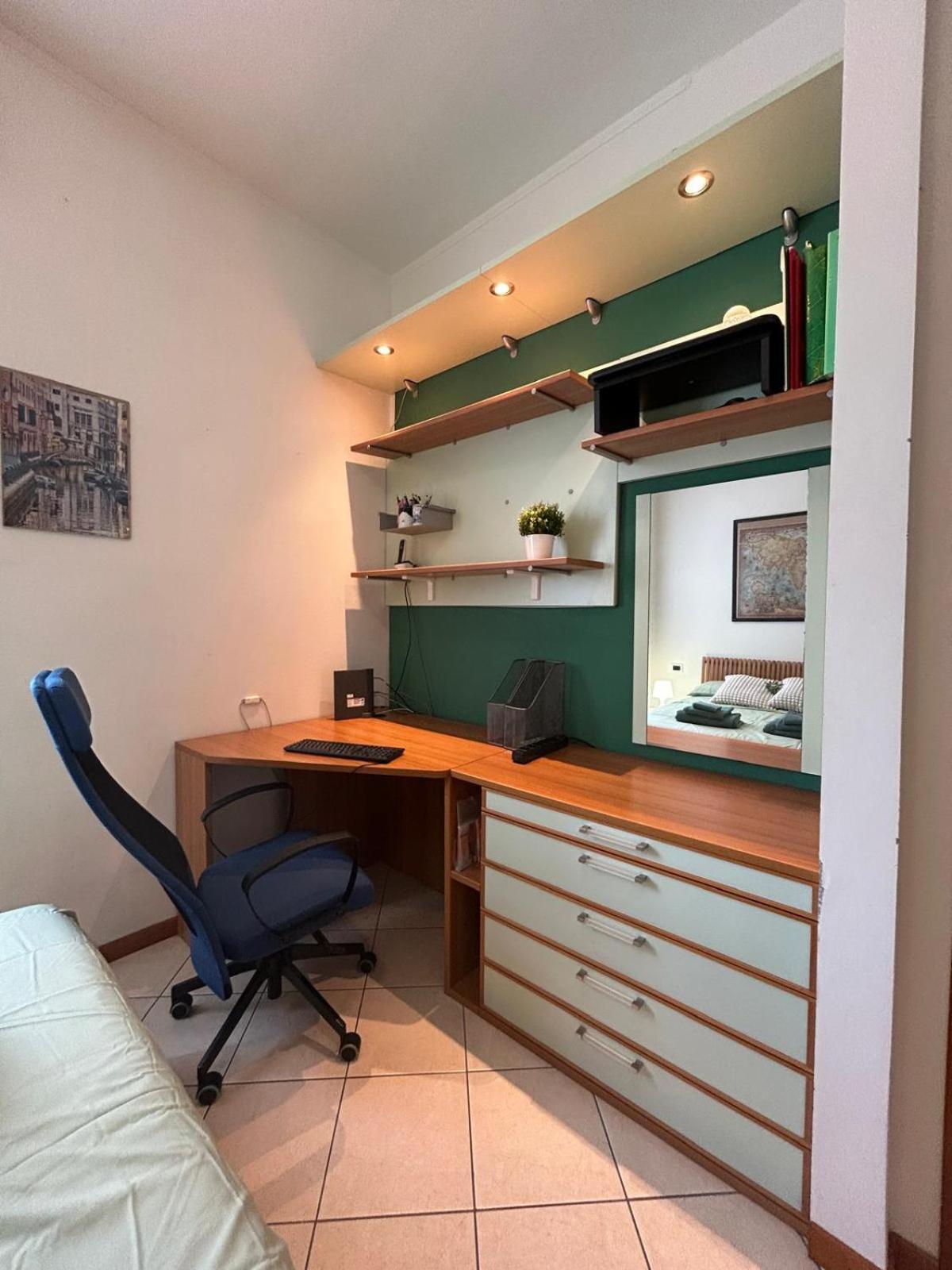 Your Home In Milan - Elegant & Comfortable Stay Bagian luar foto